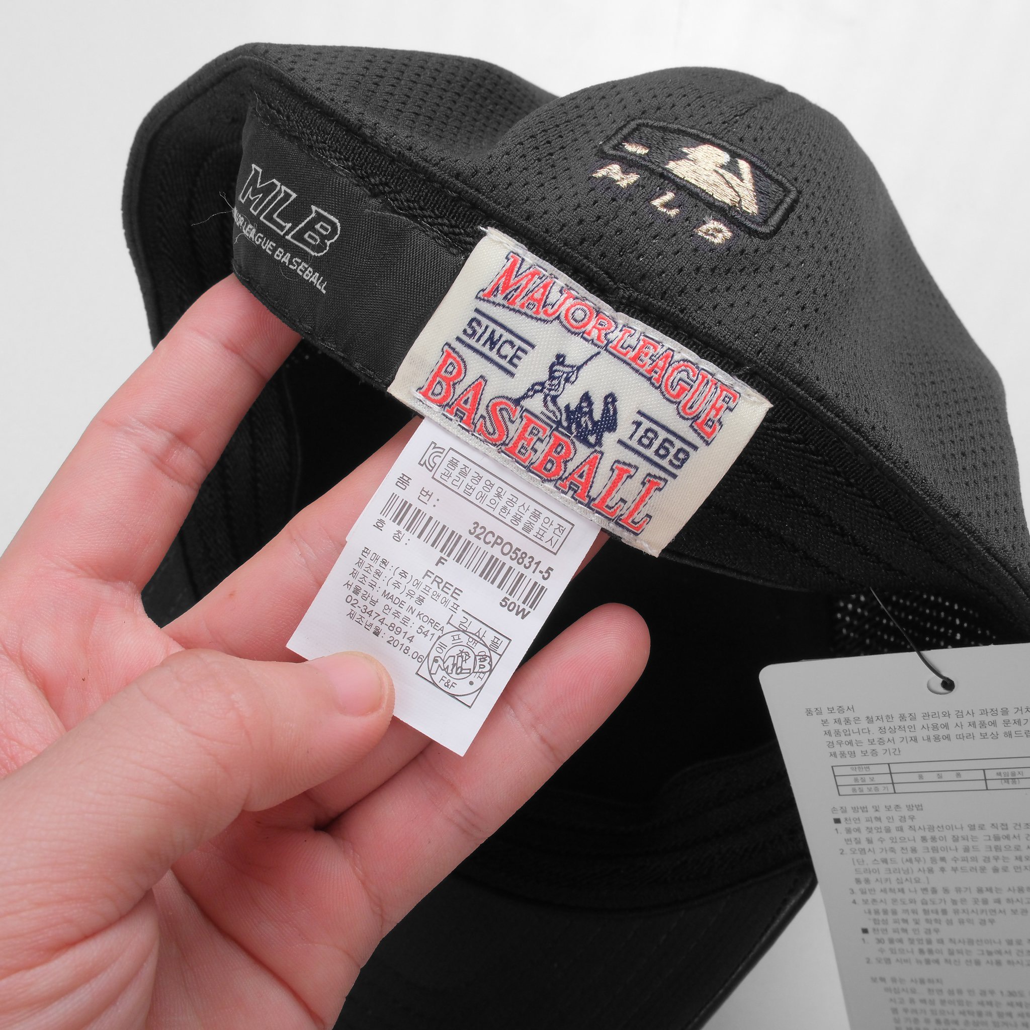 Nón kết da M.L.B CAP02