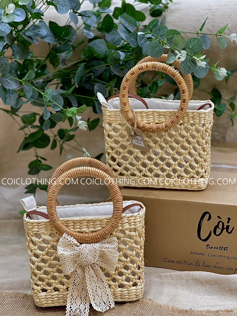 Lục bình ngang đan thưa