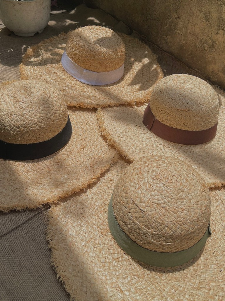 Nón cói chóp trơn vành xước