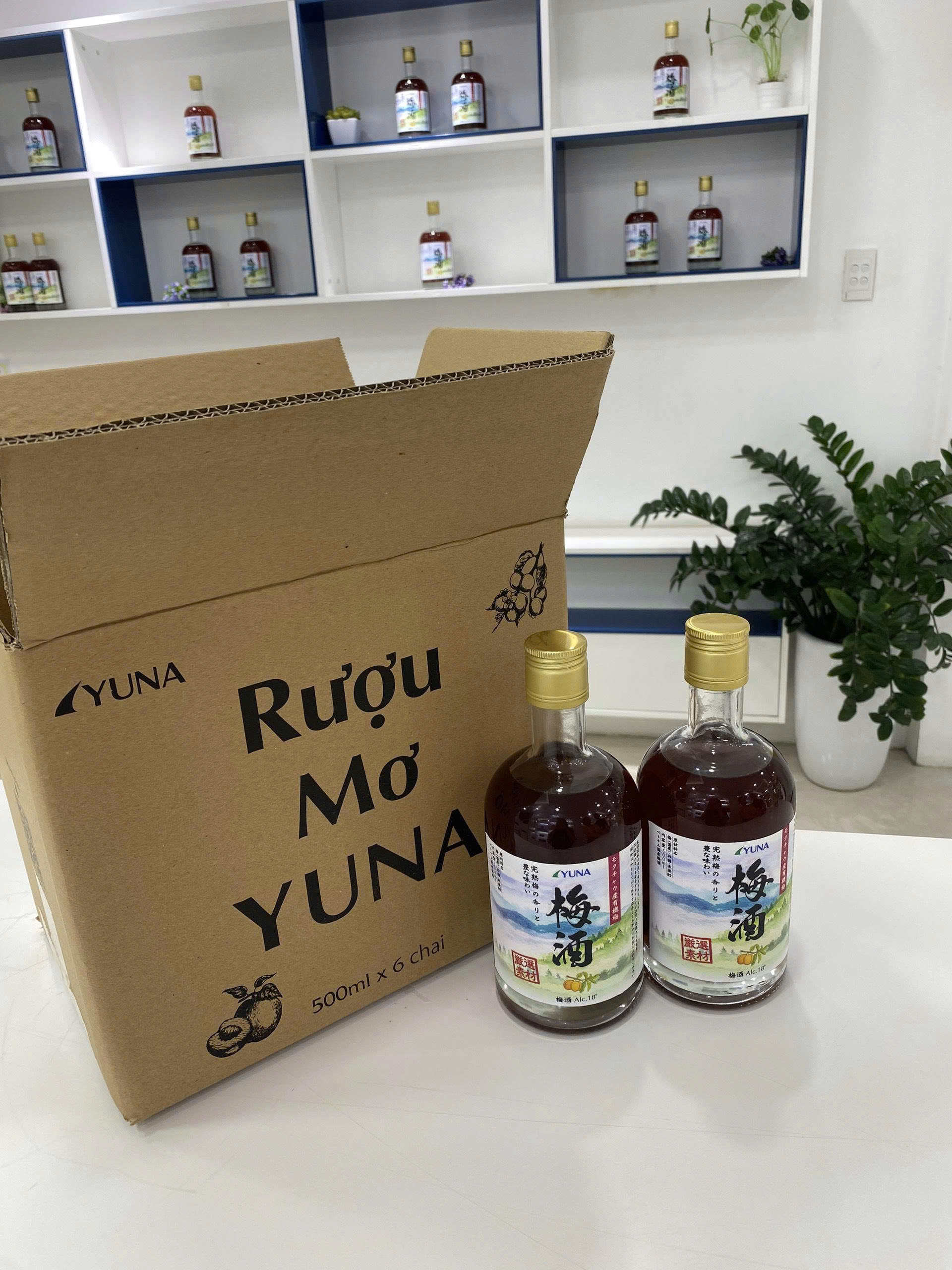 Rượu Mơ Yuna