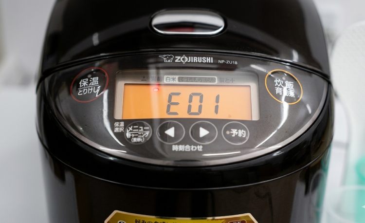 Lỗi E01 nồi cơm Zojirushi