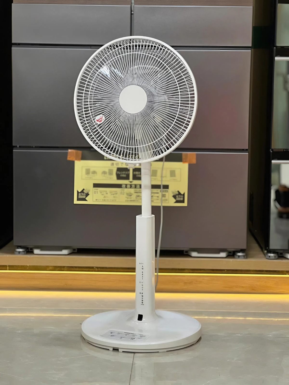 Quạt cây Hitachi HEF-AL300G