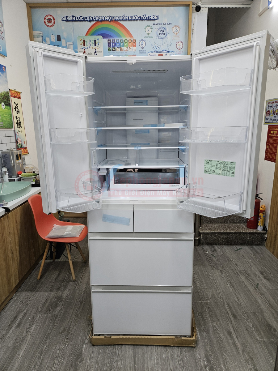 tu lanh HITACHI R-HW60R-XW co ngan cap dong lon