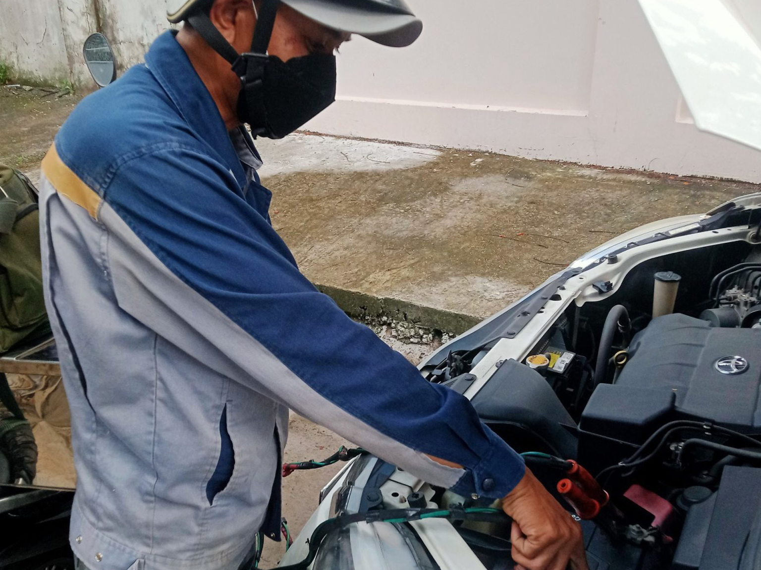 Dịch vụ câu bình ắc quy ô tô quận 11 hỗ trợ khách hàng 24/24