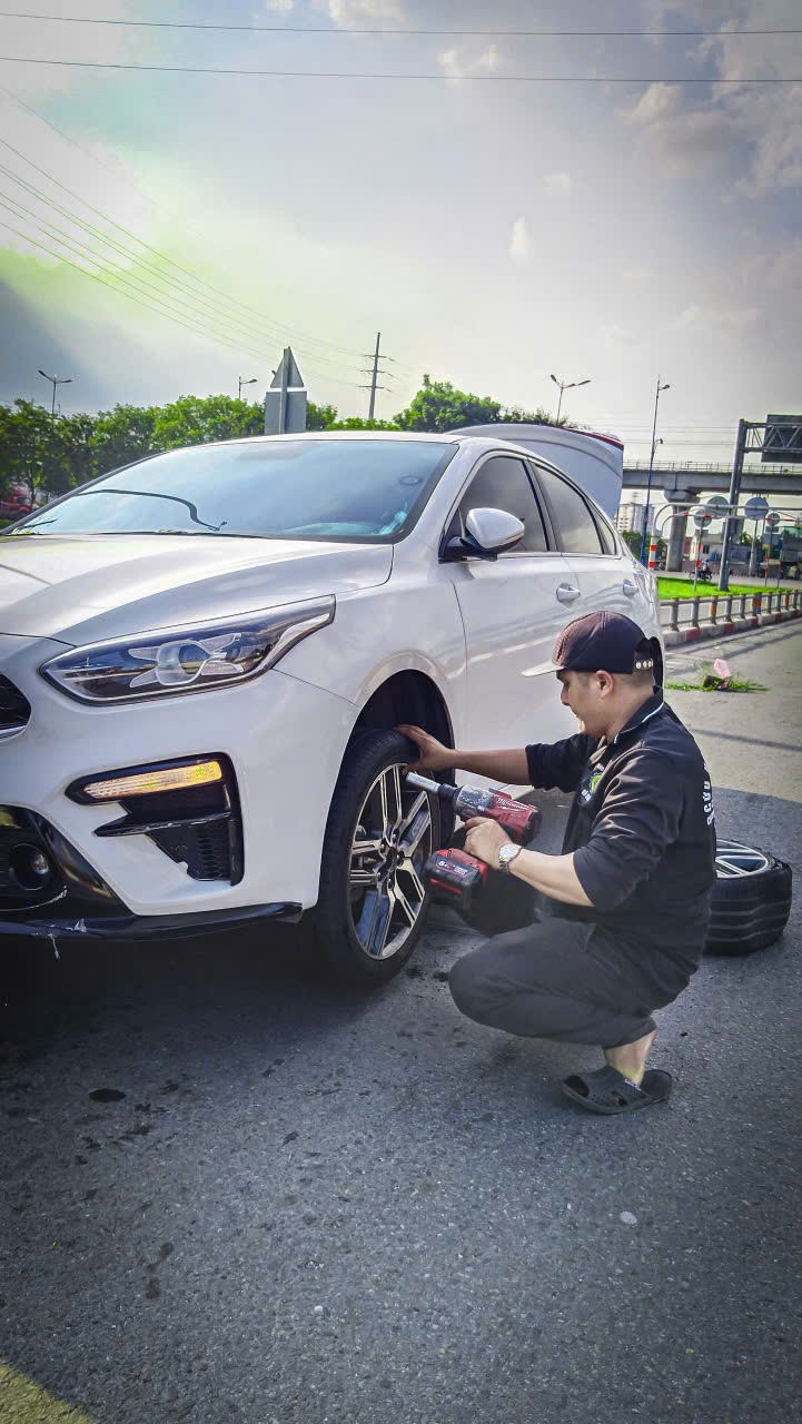 Sửa Chữa Ô Tô Lưu Động 24/7 TP.HCM