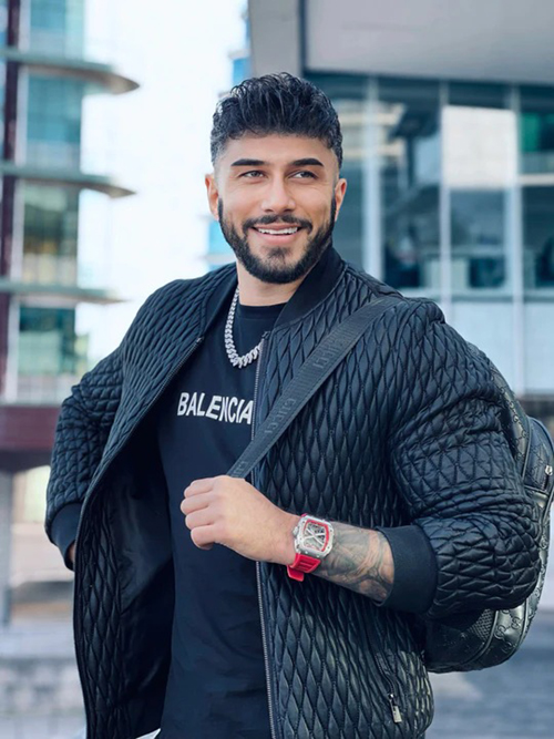AMIR