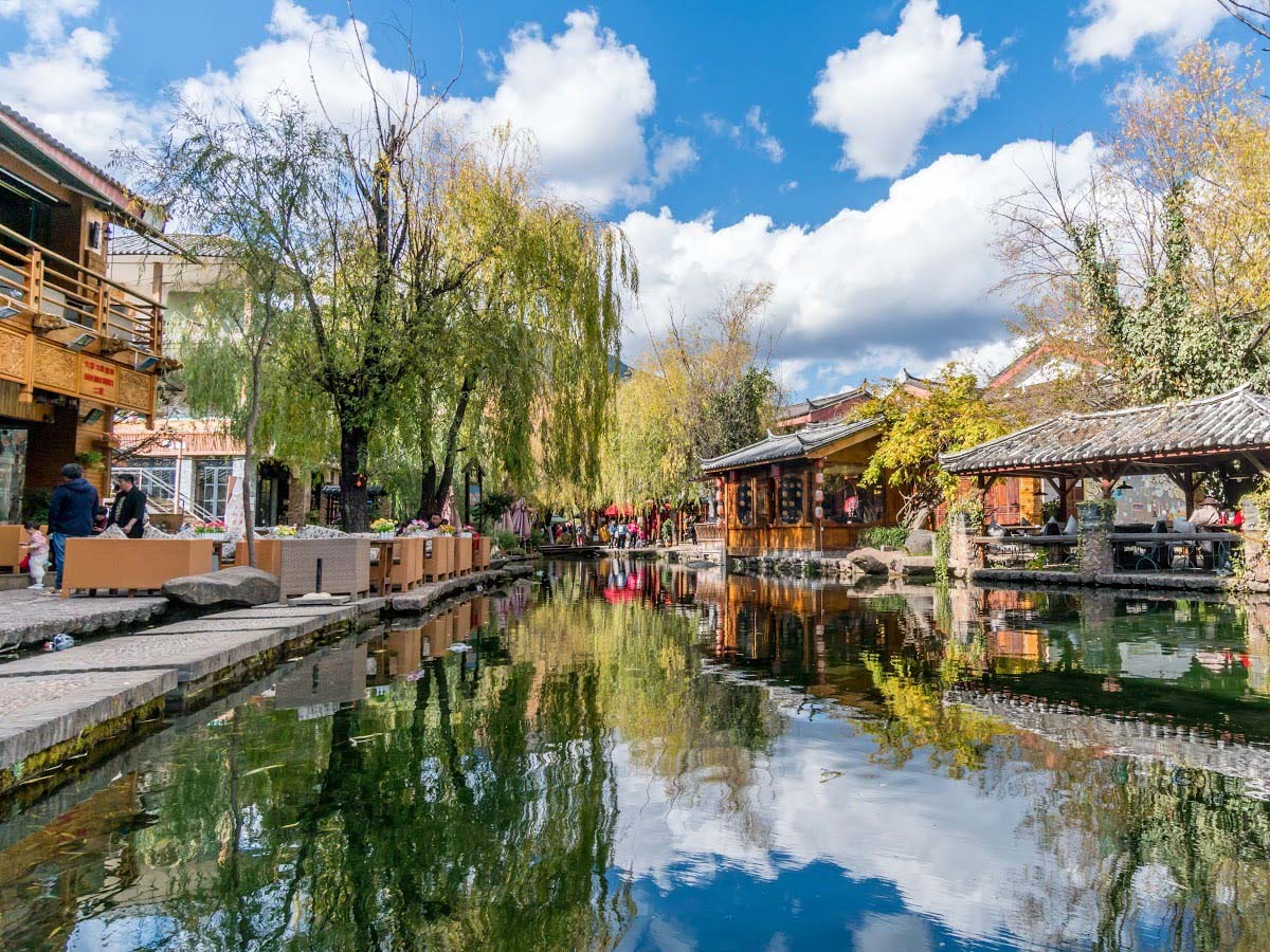 TRUNG QUỐC: Lệ Giang - Shangrila - Núi Tuyết Ngọc Sơn 5N4Đ