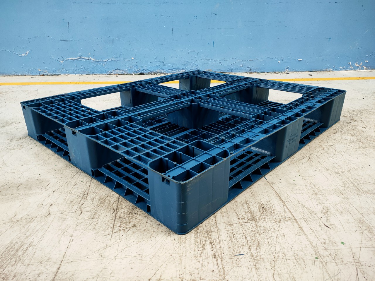 Pallet Nhựa Chữ Thập 1000x1200x150 tải 1500kg