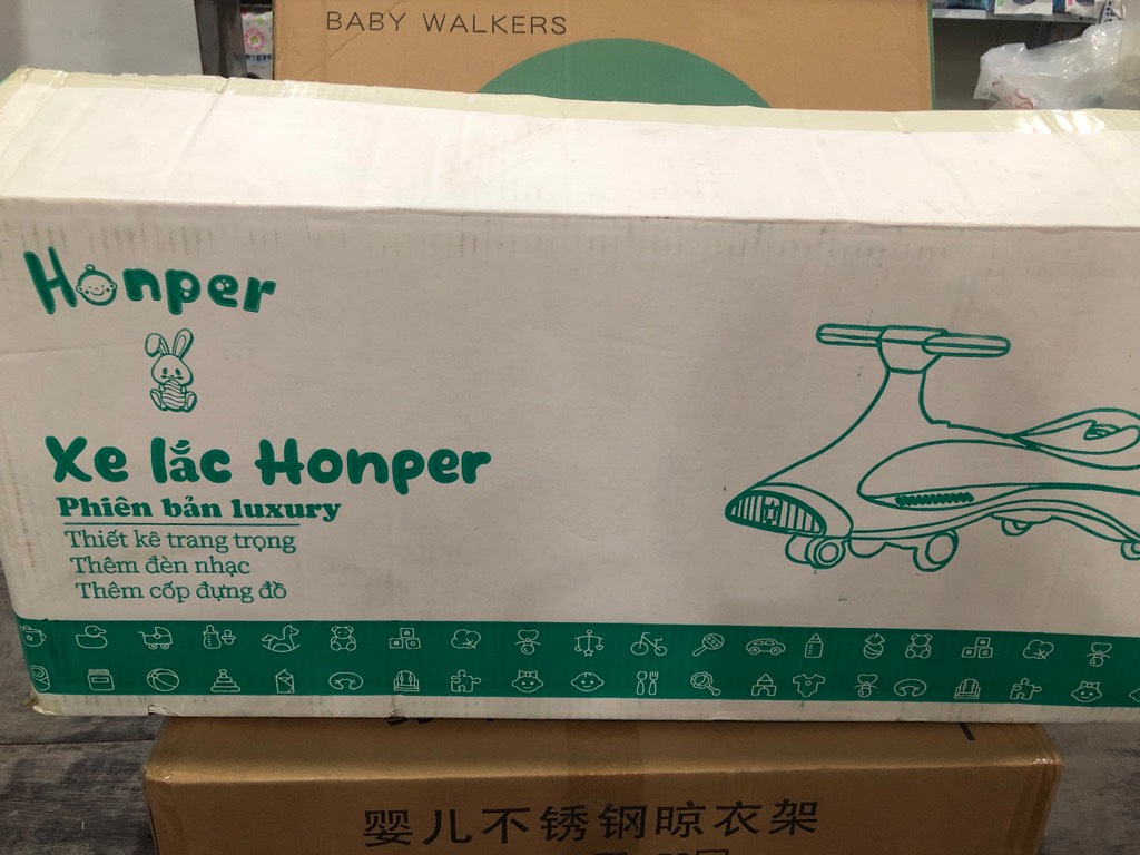 Xe lắc Honper LUXURY HP815 ( Trắng _ cam _ xanh )