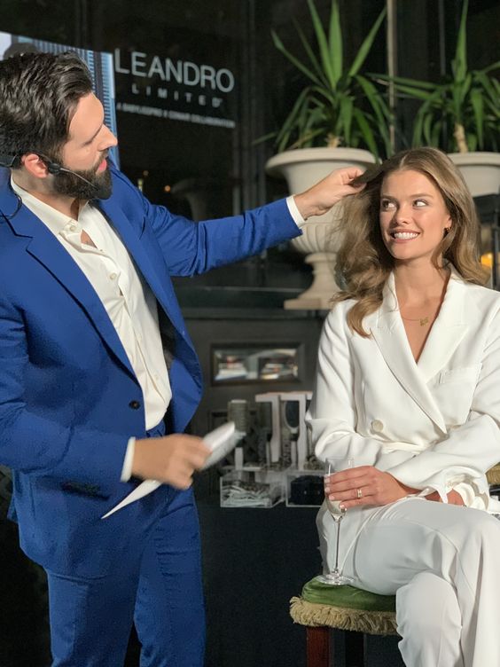 Cash Lawless l Idol Hairresser l Top International