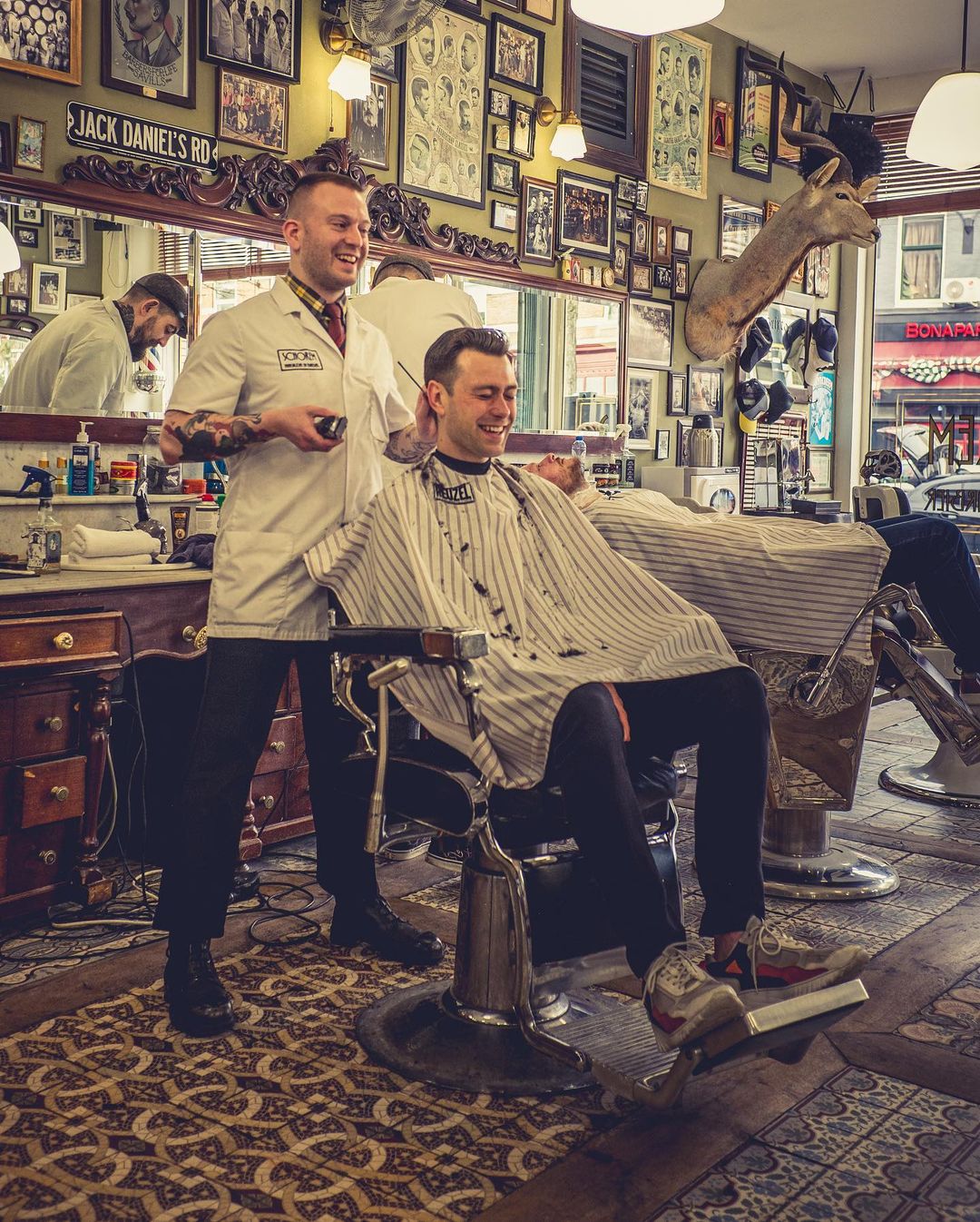 Schorem l Idol Hair Barber l Top International