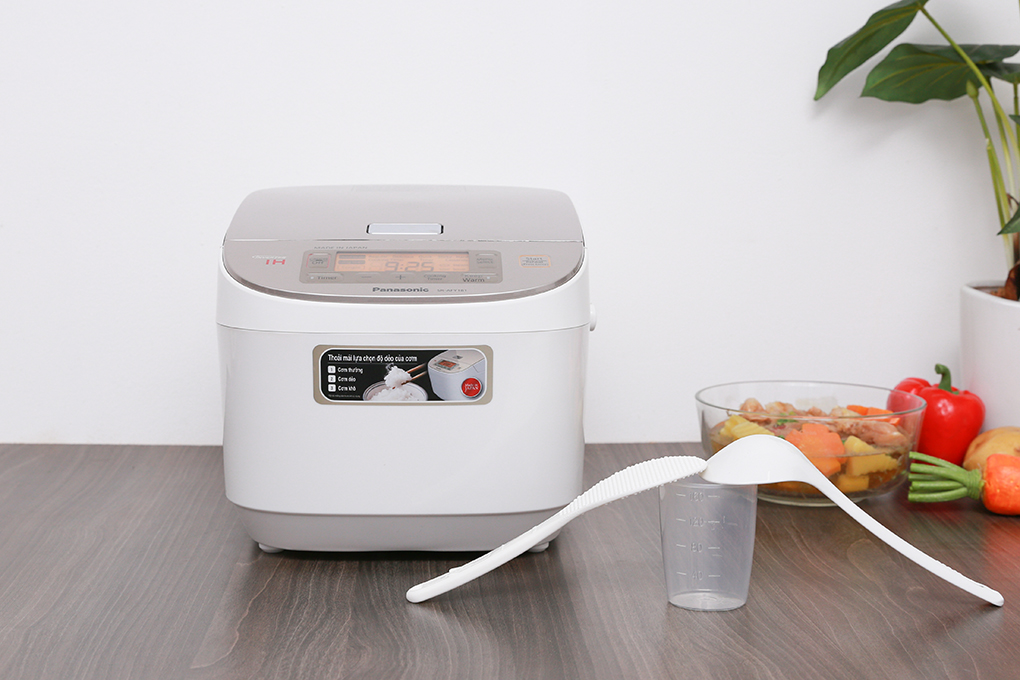 Nồi cơm điện Panasonic SR-AFY181WRA 1.8 lít - Chính hãng