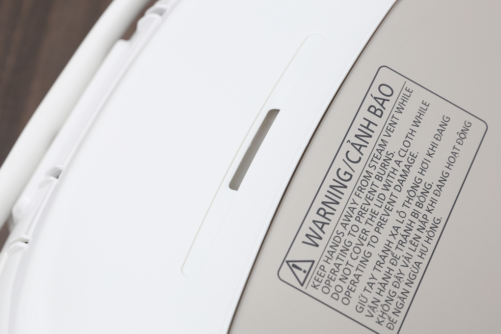 Nồi cơm điện Panasonic SR-AFM181WRA 1.8 lít - Chính hãng