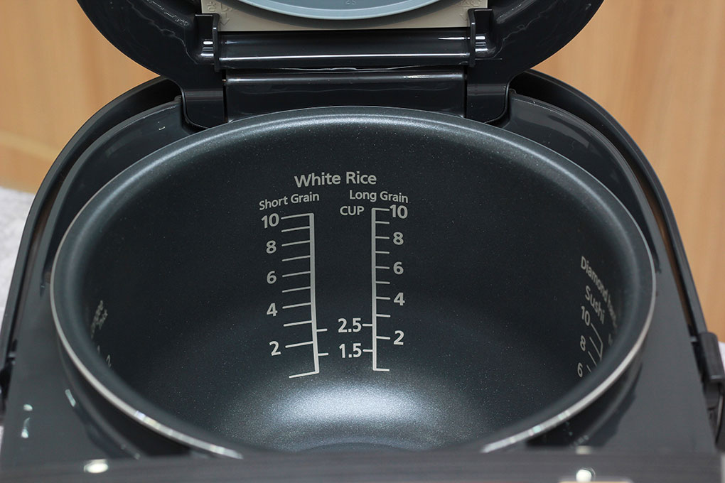 Nồi cơm điện Panasonic SR-PX184KRA 1.8 lít - Chính hãng