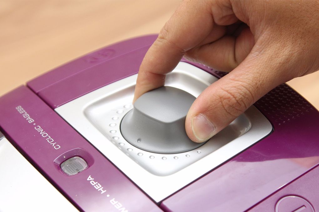 Máy hút bụi Electrolux ZLUX1811 1800 W - Chính hãng