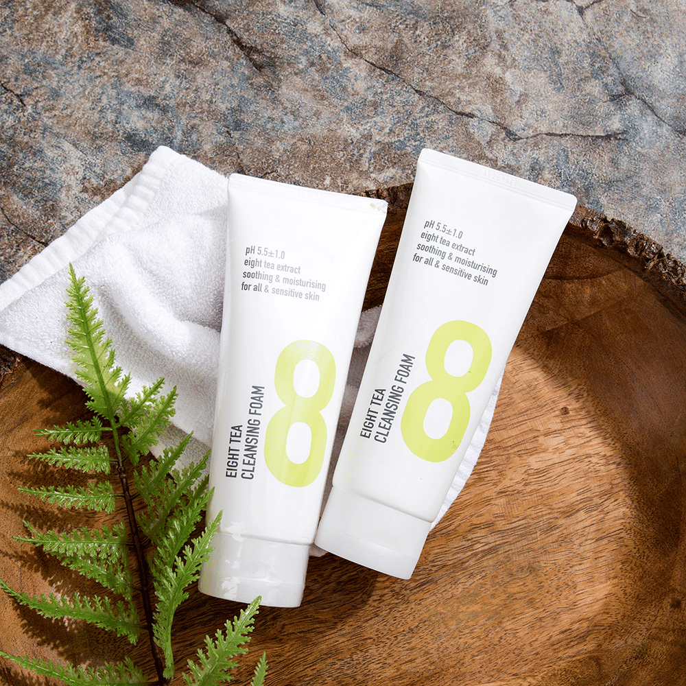Sữa Rửa Mặt Tạo Bọt Chiết Xuất 8 Loại Trà B.O.M Eight Tea Cleansing Foam 150ml