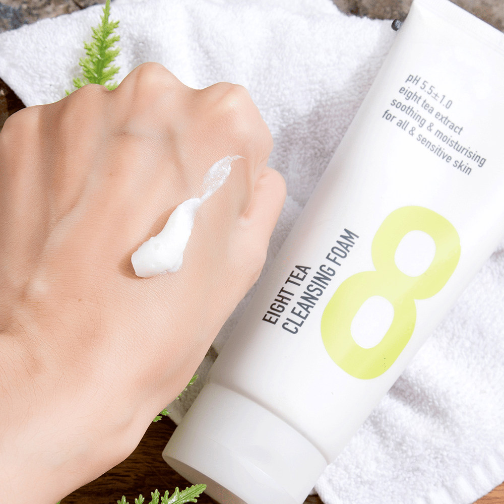 Sữa Rửa Mặt Tạo Bọt Chiết Xuất 8 Loại Trà B.O.M Eight Tea Cleansing Foam 150ml