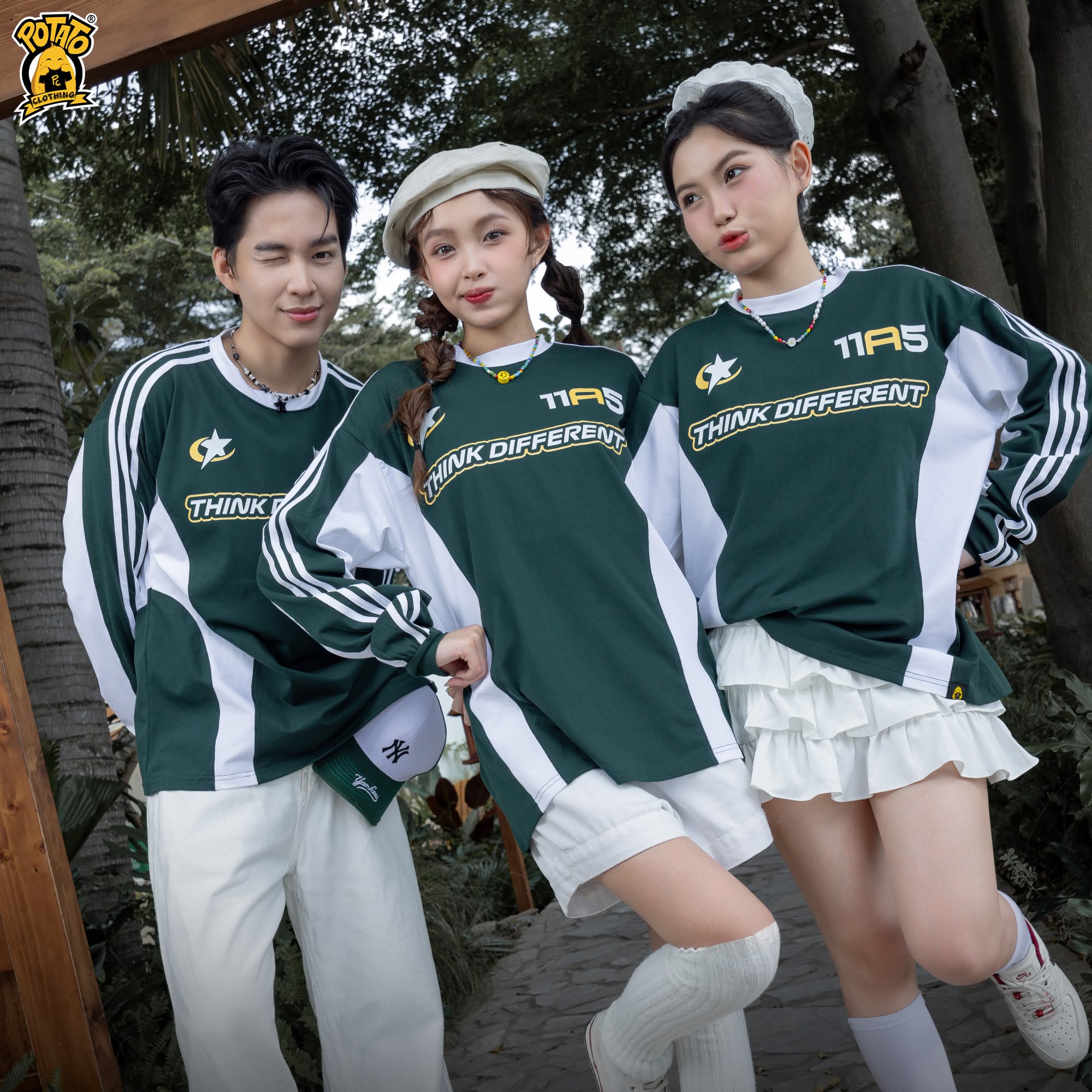 Áo lớp thun cổ tròn xanh lá mẫu 2