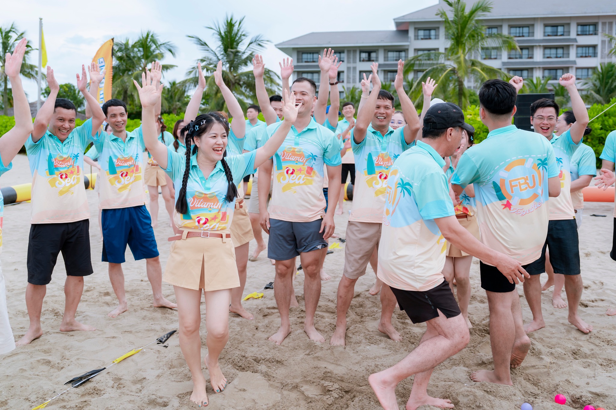 Feedback khách hàng đồng phục team building 3
