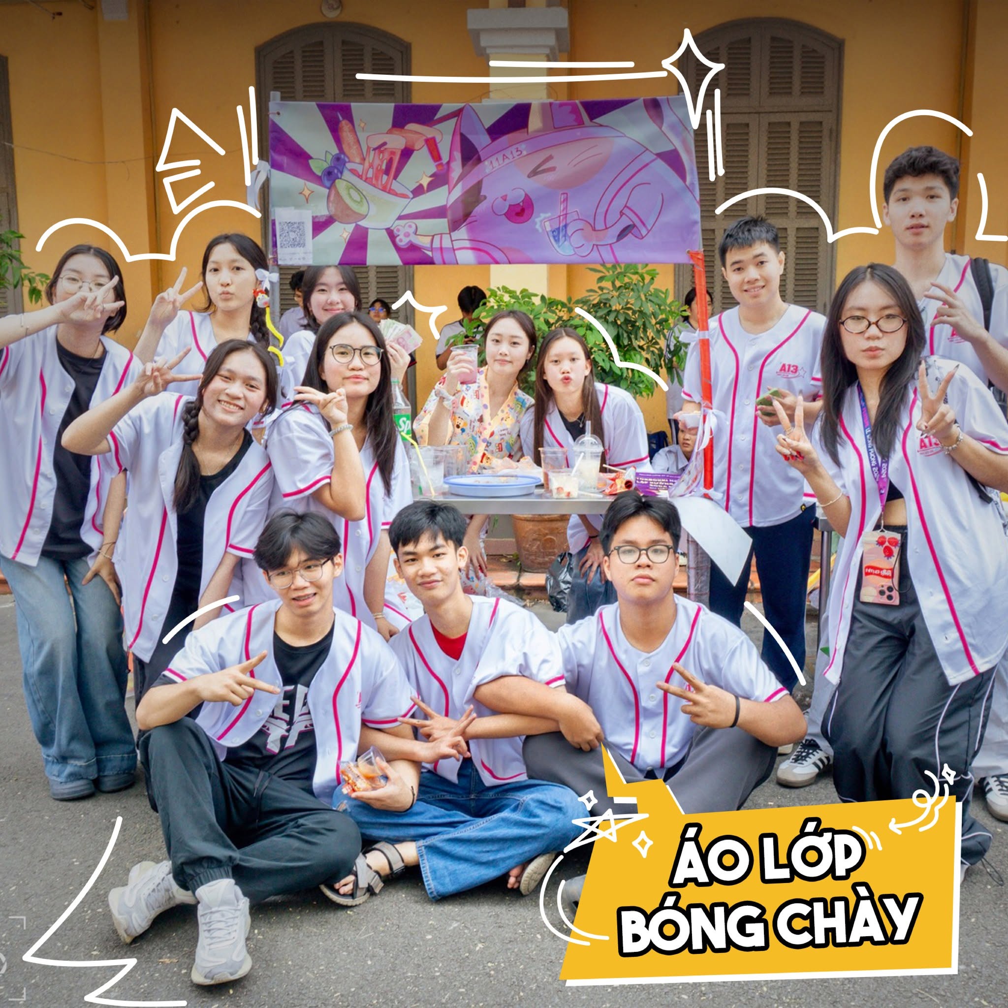 Feedback áo lớp bóng chày màu trắng tại Potato Clothing