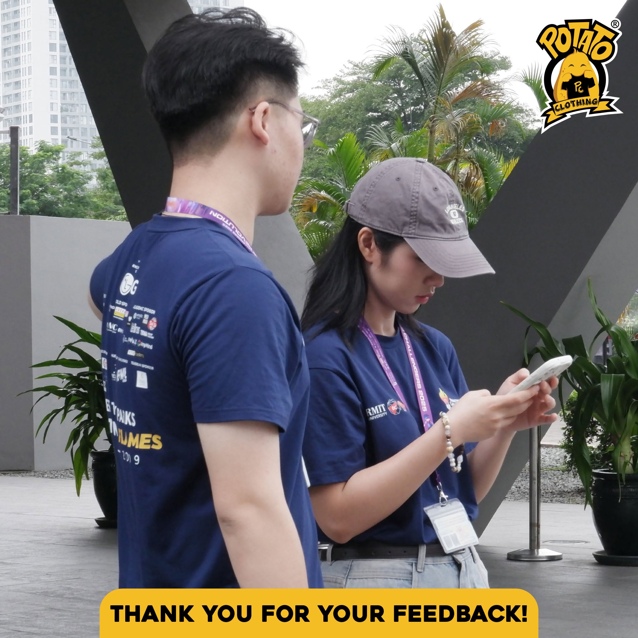 Feedback đồng phục áo thun CLB Marketing Challengers RMIT màu xanh dương - ảnh 3