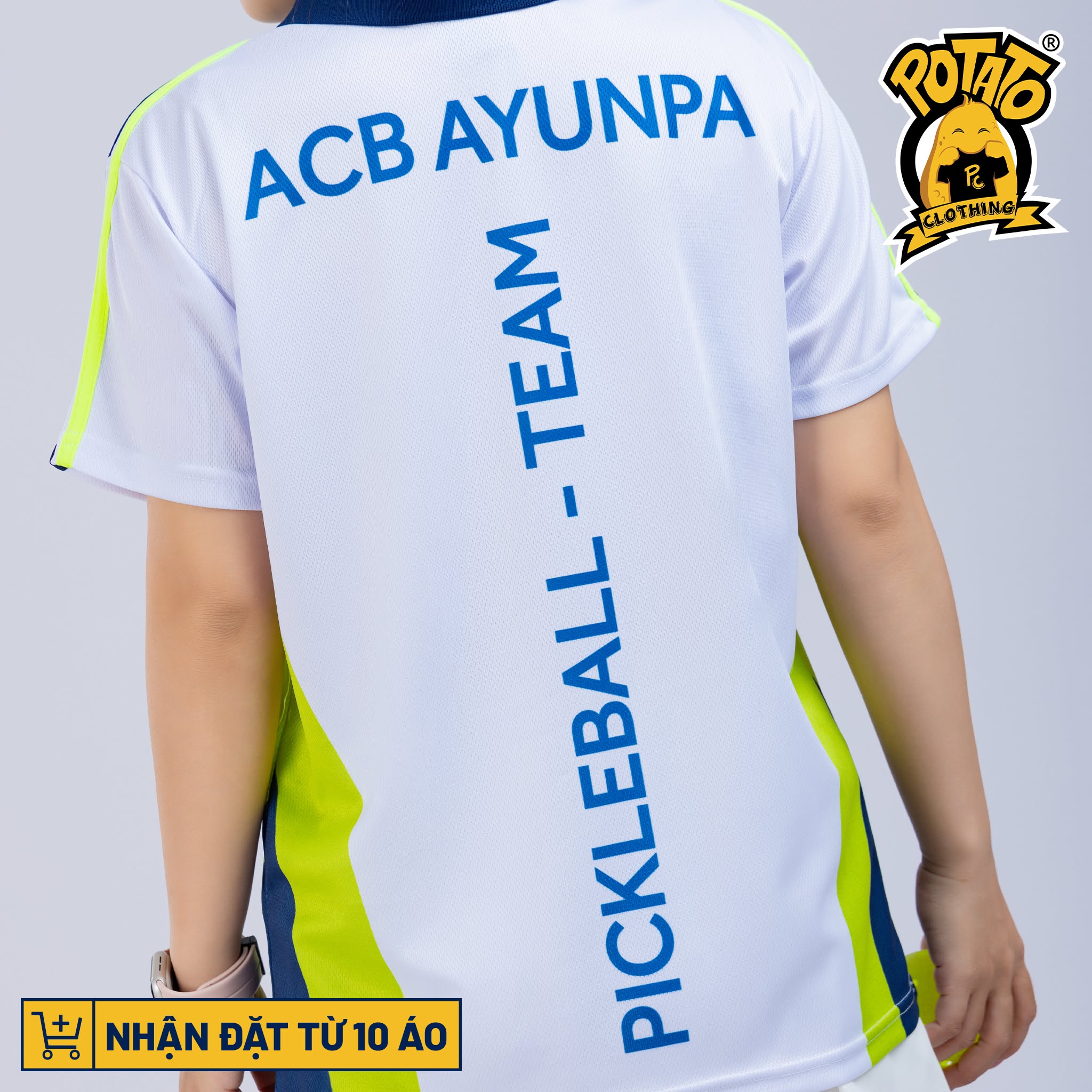 Áo polo unisex cổ bẻ không nút - màu 3 mặt sau tại Potato Clothing