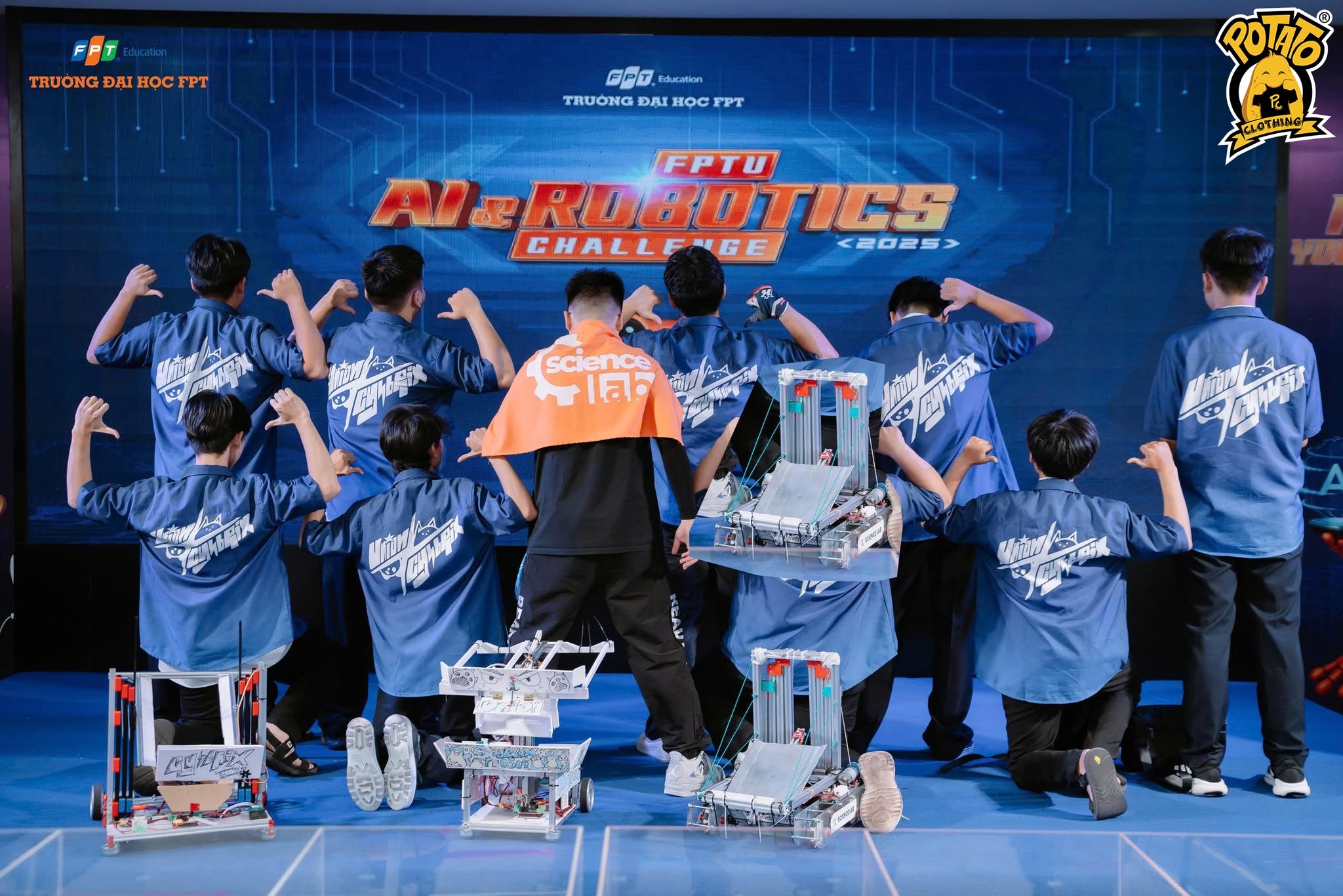 Feedback áo sơ mi đồng phục TEAM UNION CYBRIX - ảnh 3