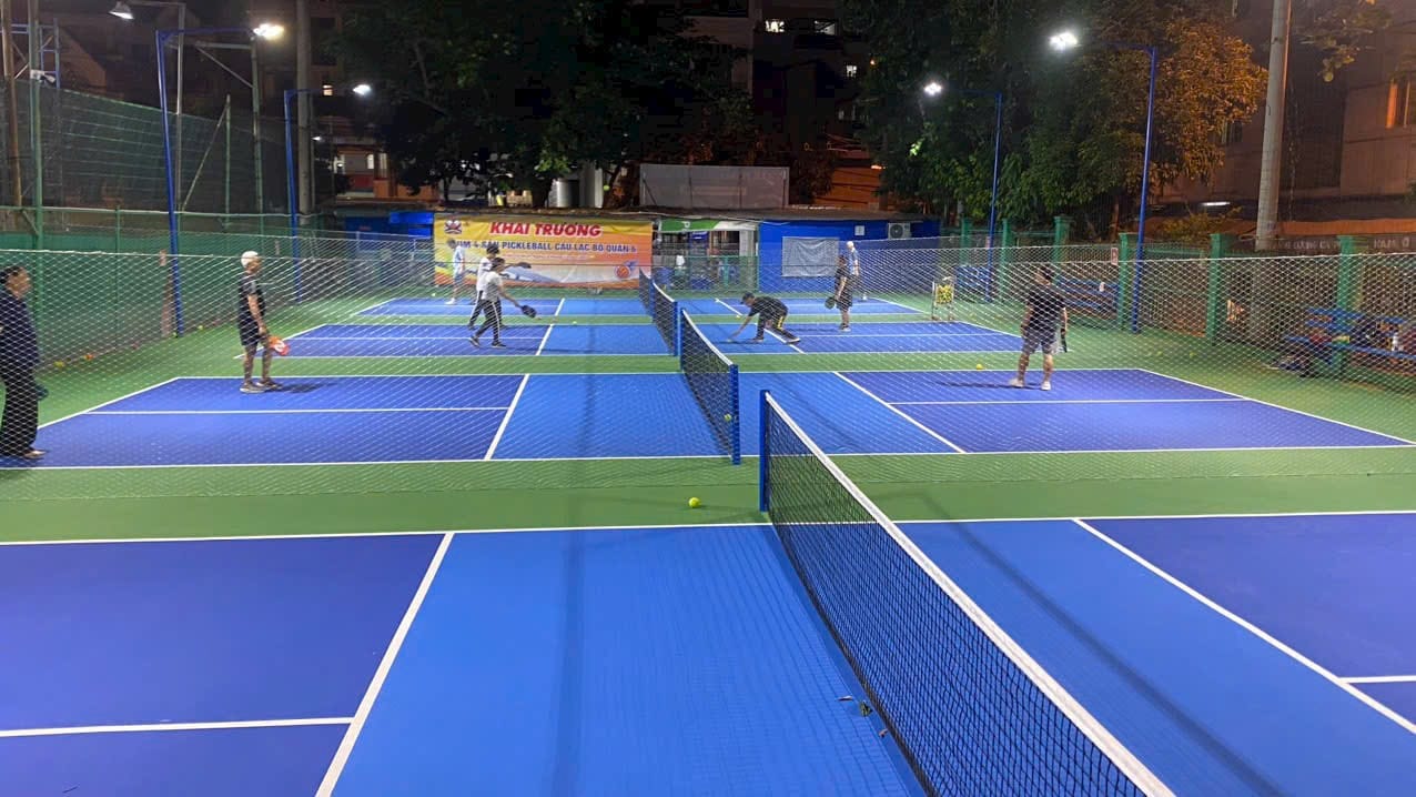 Sân Pickleball Vườn Lan