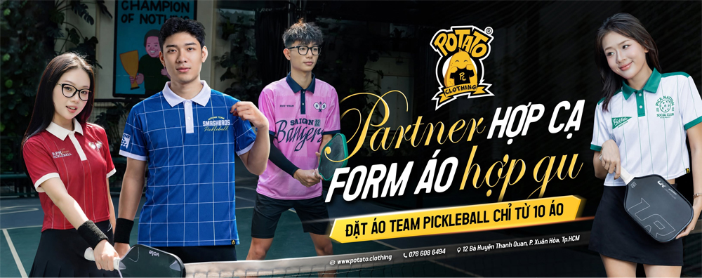 Đội nhóm mặc đồng phục thể thao đồng bộ do Potato Clothing may