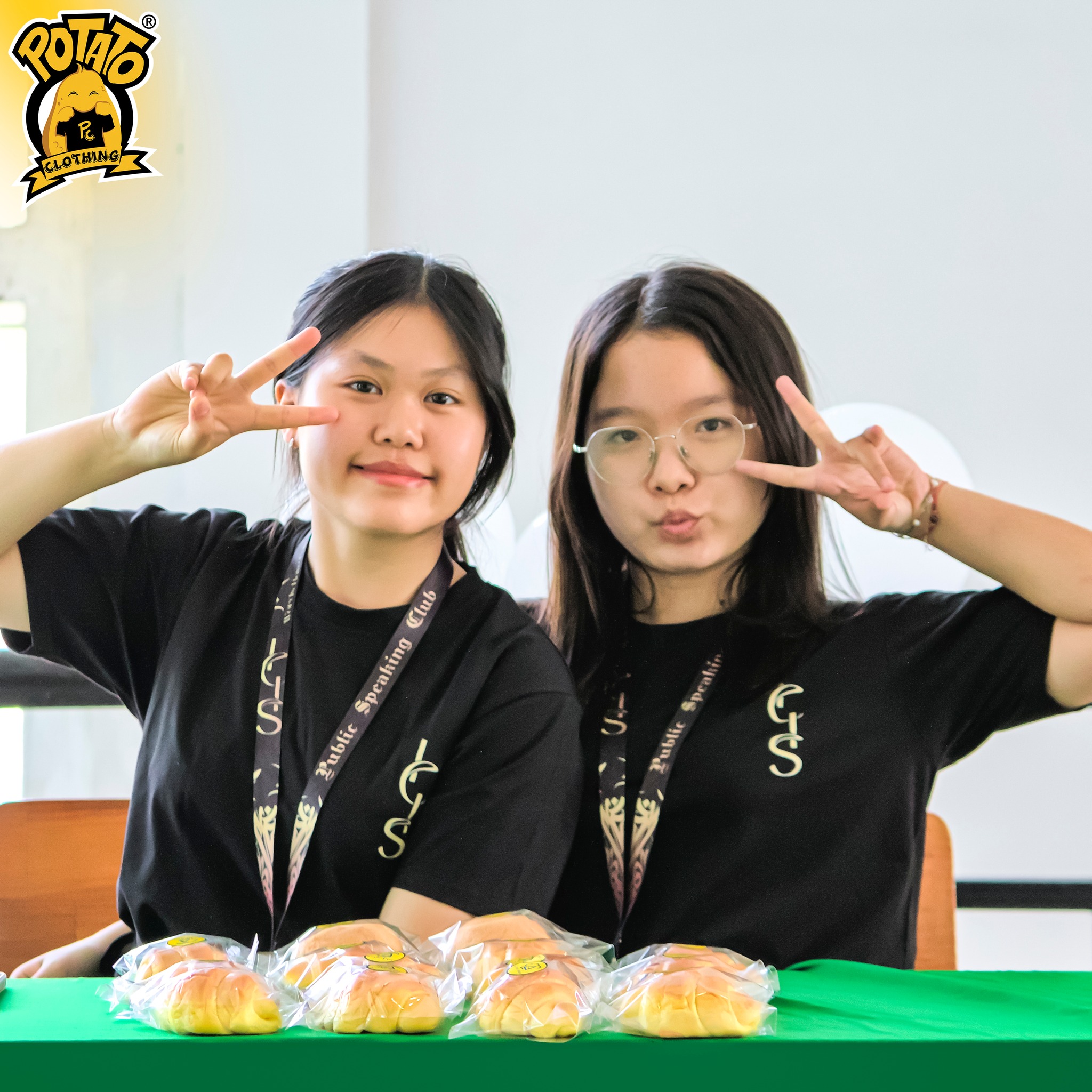Áo nhóm Icis Public Speaking Club