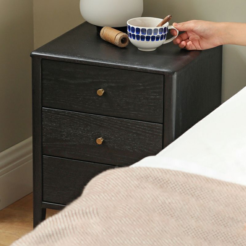Tủ Giường Gỗ 3 Ngăn Kéo Màu Đen Than Cổ Điển