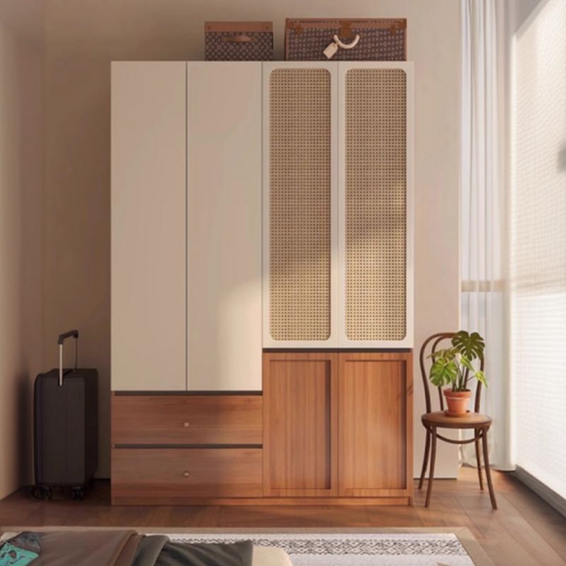 Tủ Quần Áo Gỗ Tự Nhiên Kết Hợp Cánh Mây