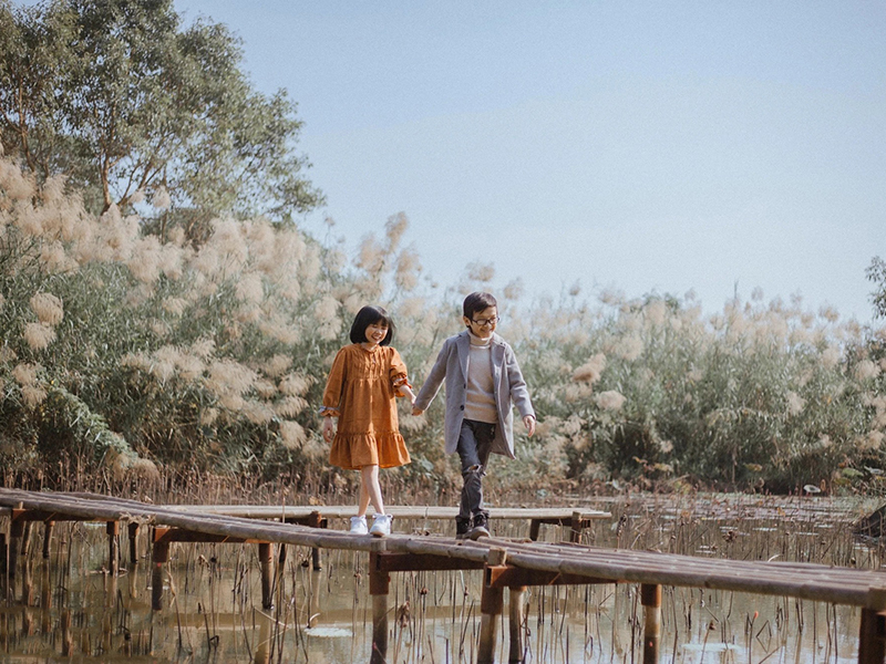 Cuộc sống viên mãn hiện tại của thầy giáo cao 1m17: Hai vợ chồng sắp chuyển nhà mới, tiết lộ thu nhập từ kênh Youtube hơn nửa triệu Subscribe