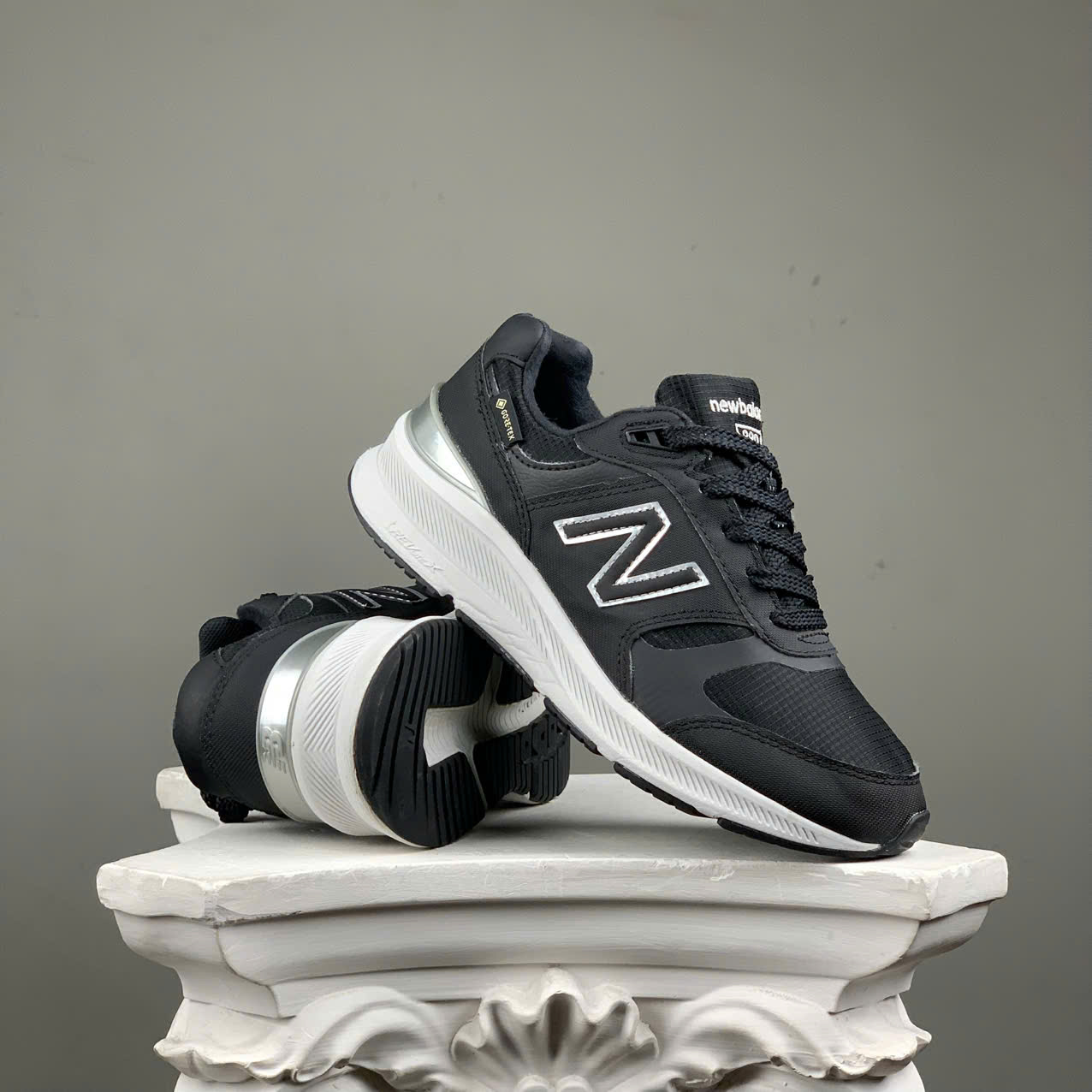 SZ36 New Balance 880 V5 GTX 'Black' WW880GB5 105731
