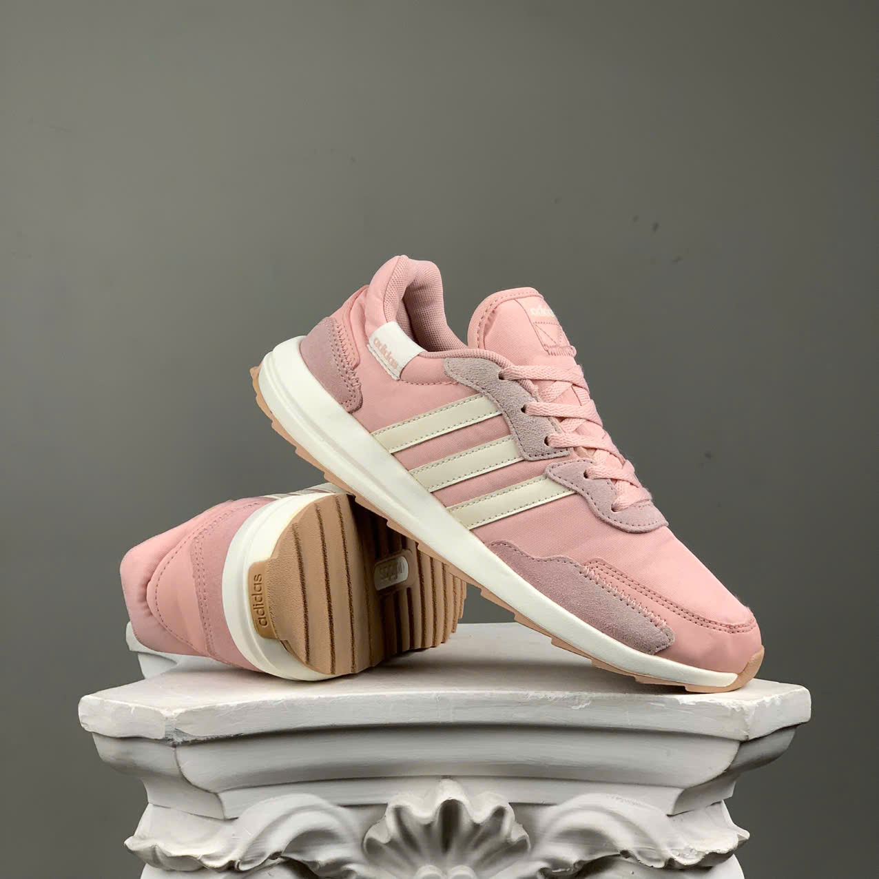 SZ38.7 adidas Retrorun 'Pink Spirit' EG4214 105809