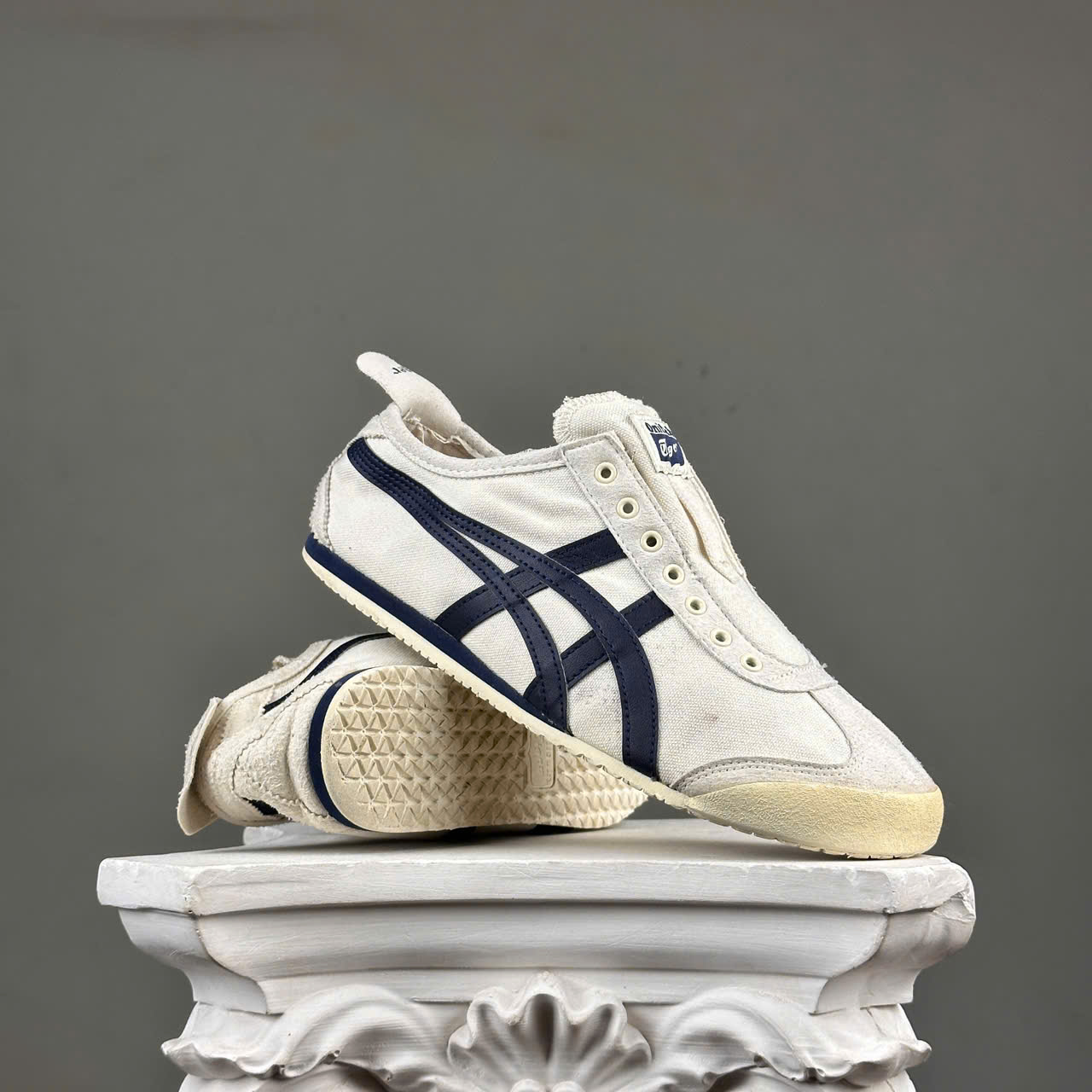 SZ42 Onitsuka Tiger Mexico 66 Slip-On 'Midnight' 1183A360-205 1051047