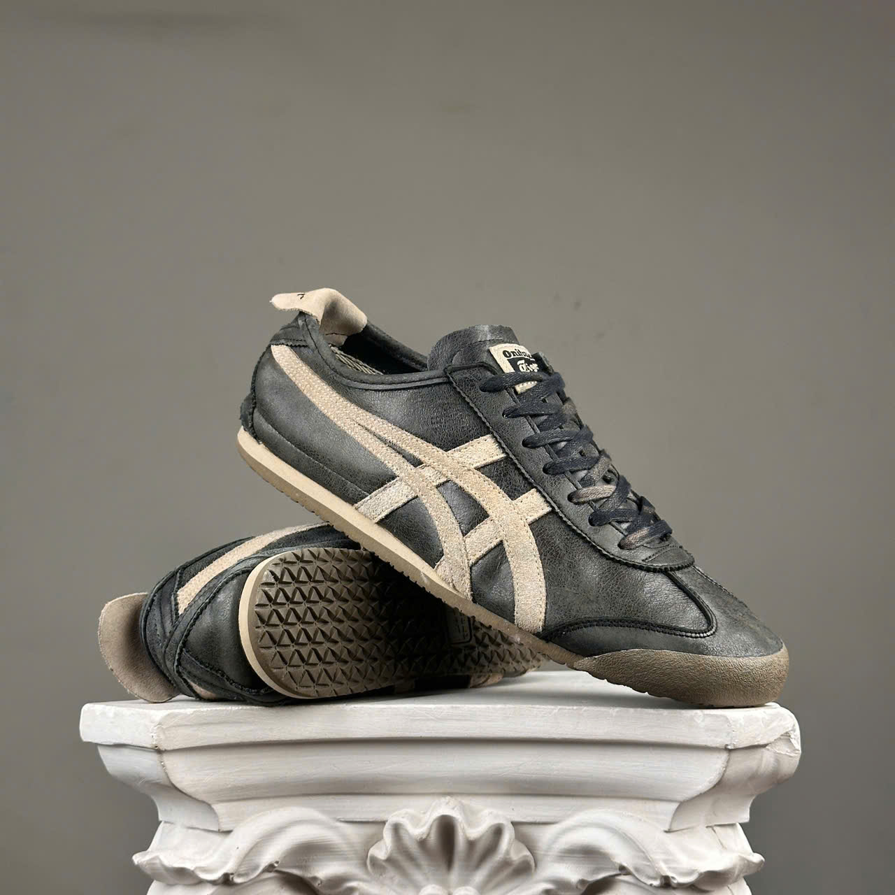 SZ42.5 Onitsuka Tiger Mexico 66 'Black Brown' 1183A032-001 051079