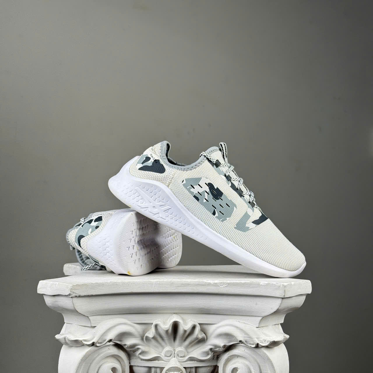 SZ 37.5 Asics FUZETORA Running Shoes T883N