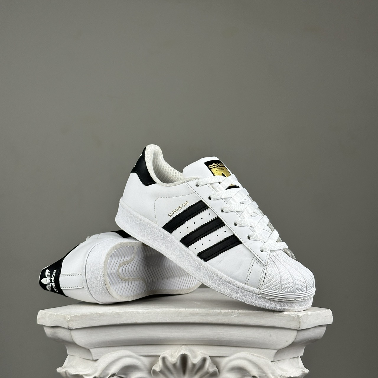 SZ38.7 adidas Superstar 'Footwear White Black Gold' C77124
