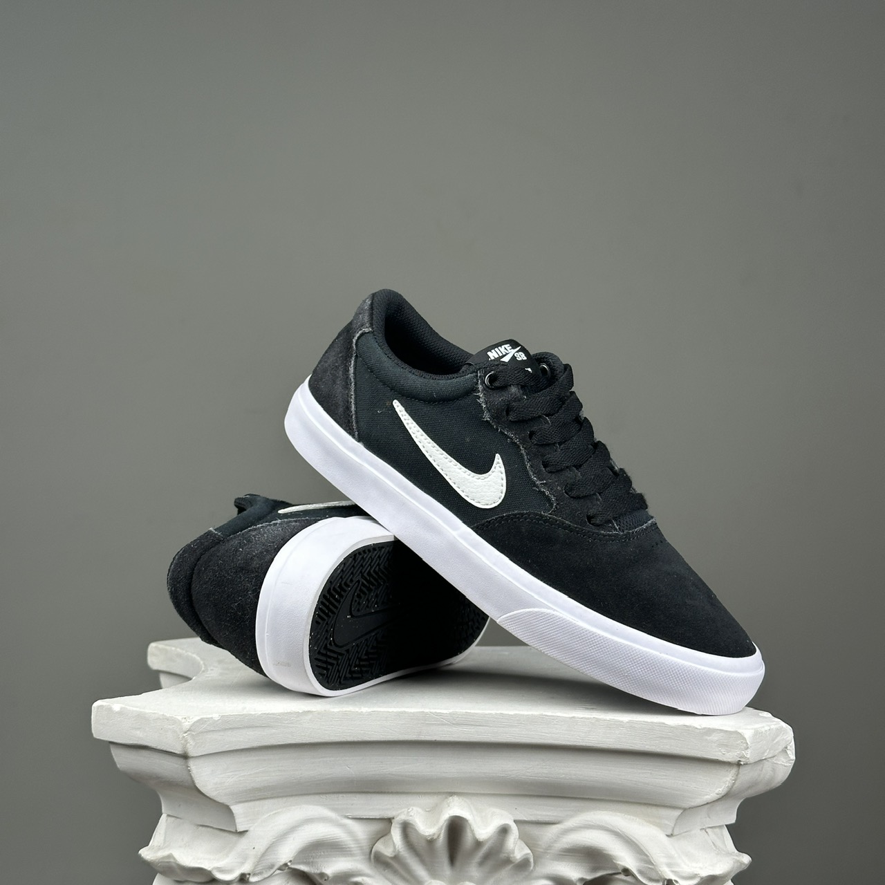 SZ 39 Nike Chron SLR SB 'Black' CD6278-002