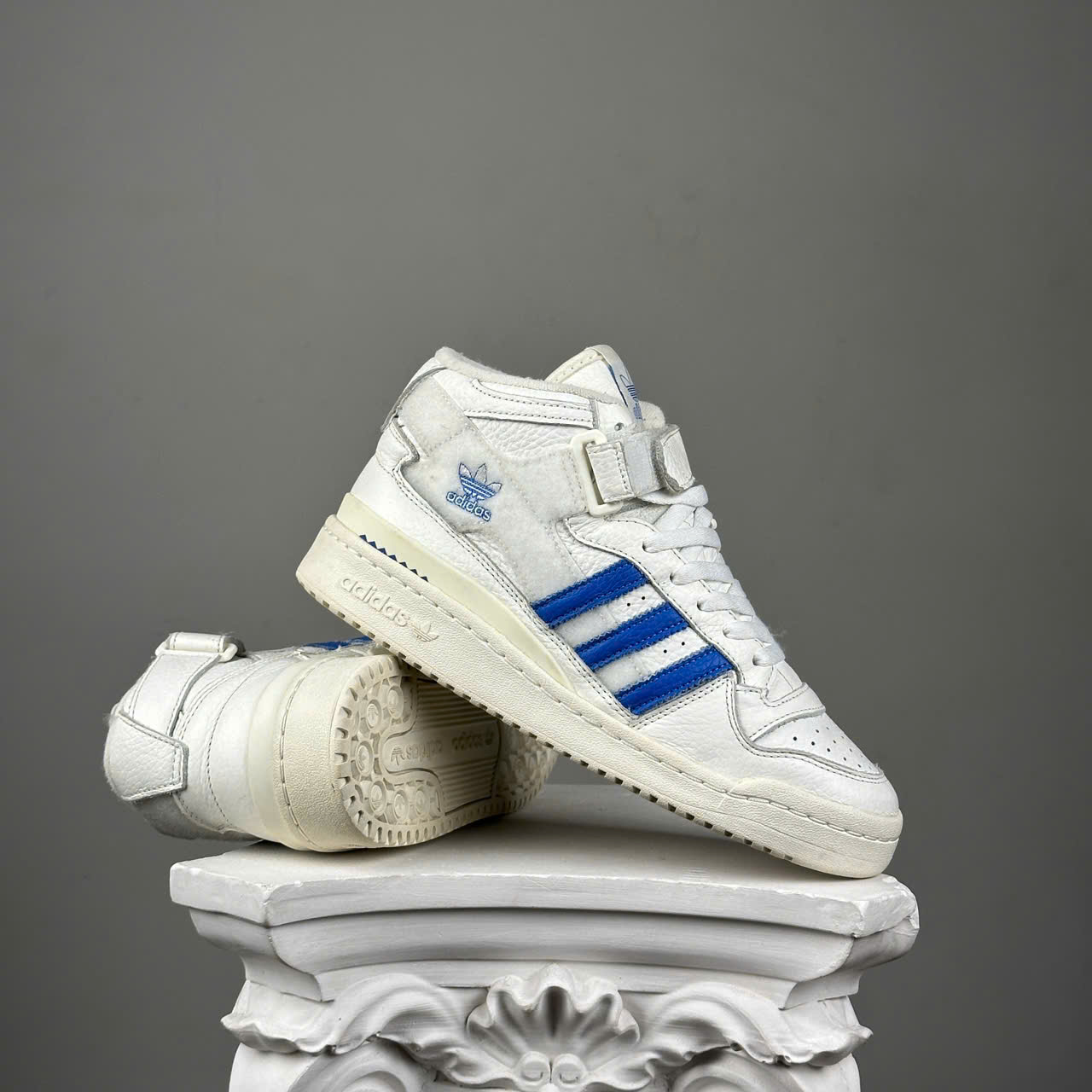SZ40.7 Forum Mid 'White Blue Bird' GX1021