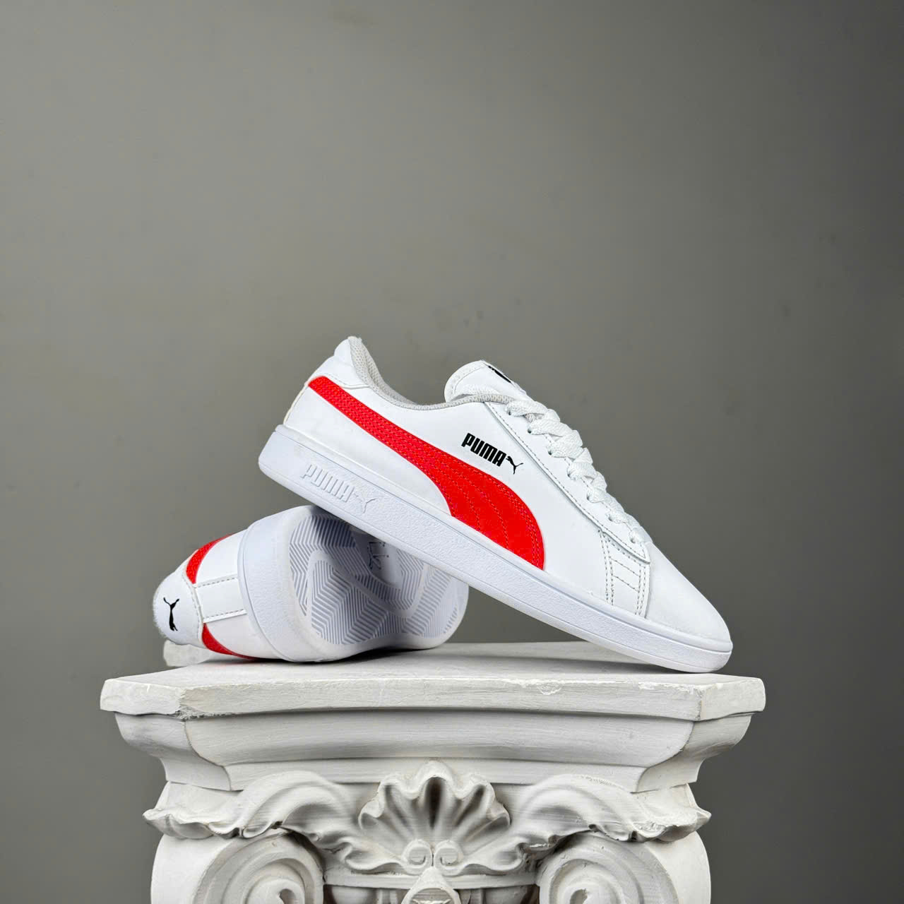 SZ 38 PUMA Smash v2 L Sneakers For Men 365170-34