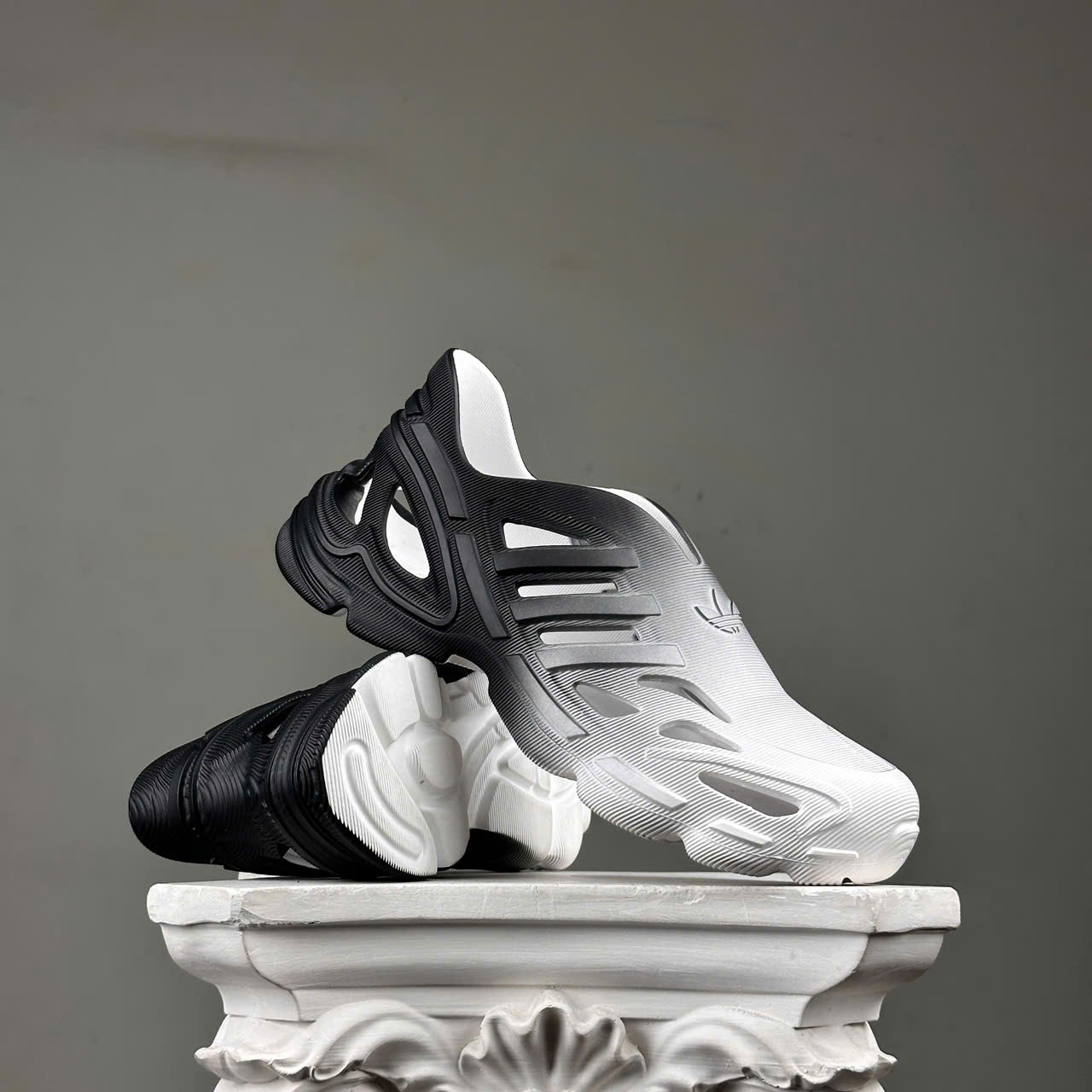 SZ42 FB adidas adiFOM Supernova 'Crystal White Black' IF3961 1051144