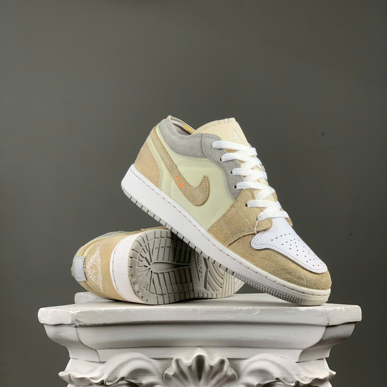 SZ38 Nike Air Jordan Low SE Craft 'Inside Out' 105060 Giày