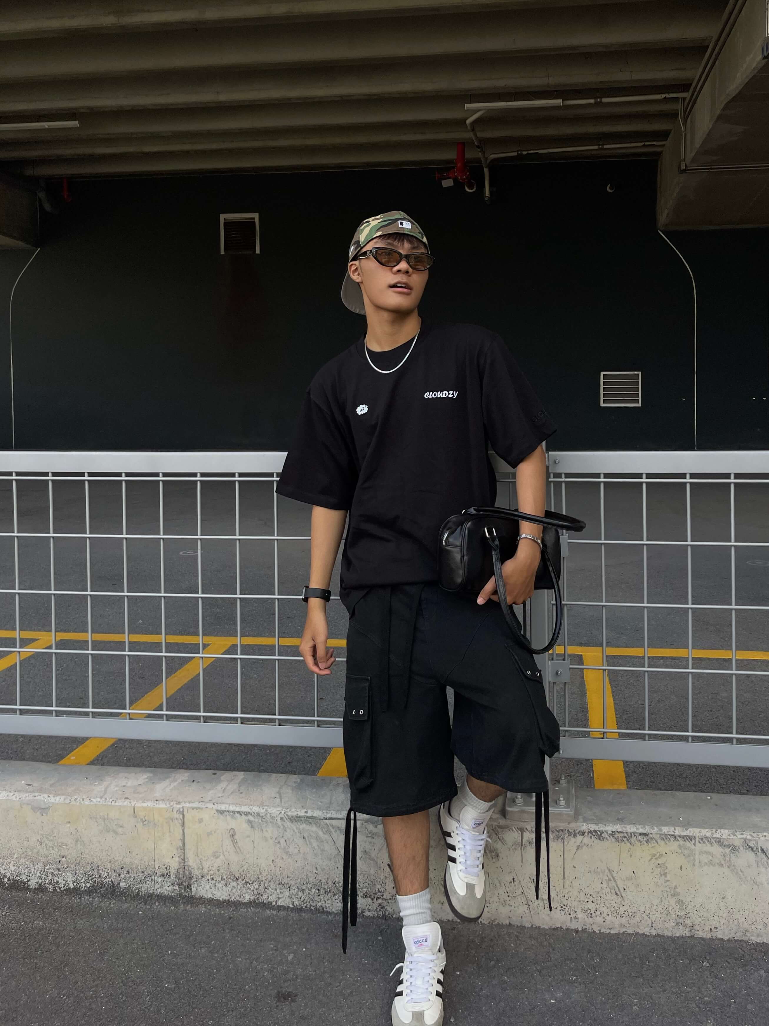 Áo thun nam nữ unisex tay lỡ phông local brand form rộng teen cổ tròn oversize cotton CLOUDZY CROP