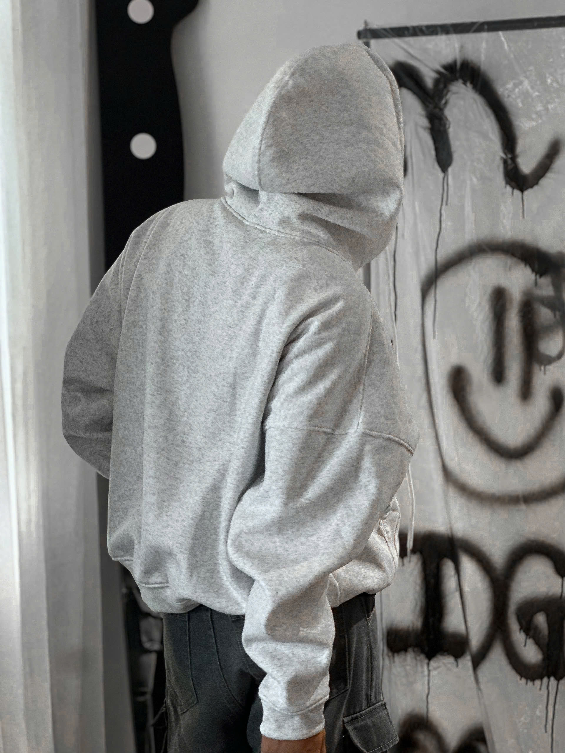 HOODIE BOXY STICKER