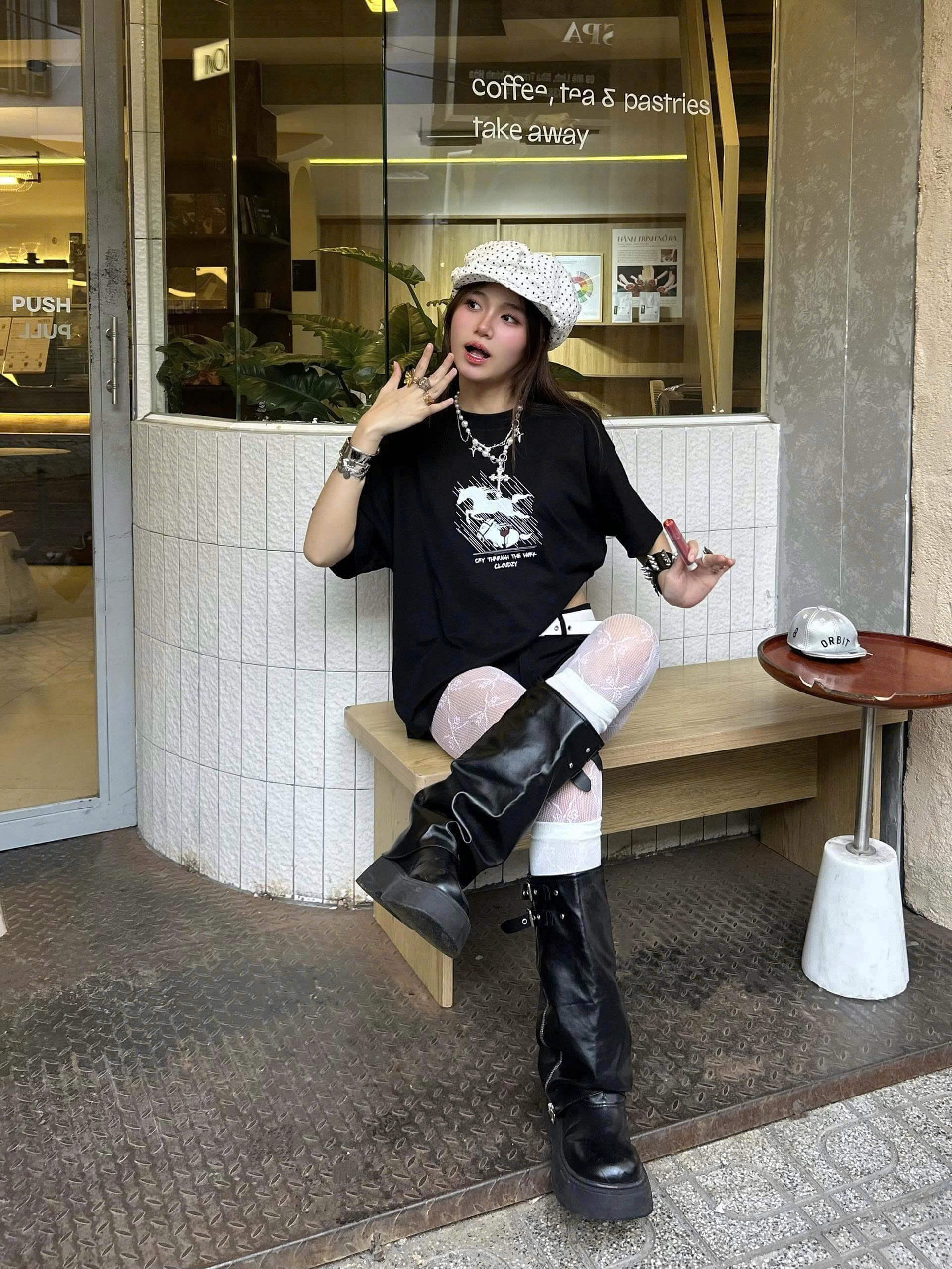 Áo thun tay lỡ boxy unisex form rộng local brand CLOUDZY in hình ngựa nhảy nghệ thuật graphic tee cotton hot trend CRY