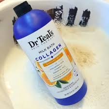 SỮA TẮM TRỊ LIỆU GIÚP THƯ GIÃN LÀM SÁNG DA TỰ NHIÊN, RẠNG RỠ VÀ NUÔI DƯỠNG LÀN DA VỚI COLLAGEN, VITAMIN C , SỮA DỪA VÀ SỮA HẠNH NHÂN DR, TEAL'S SKIN THERAPY MILK BATH COLLAGEN RADIANT SKIN 946ML