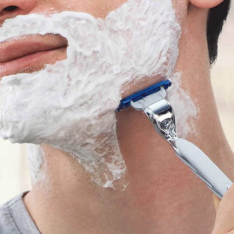 SET LUỠI DAO CẠO RÂU 3 LƯỠI GILLETTE MACH3 TURBO GỒM 20 LƯỠI DAO THAY THẾ KHÔNG BAO GỒM TAY CÁN