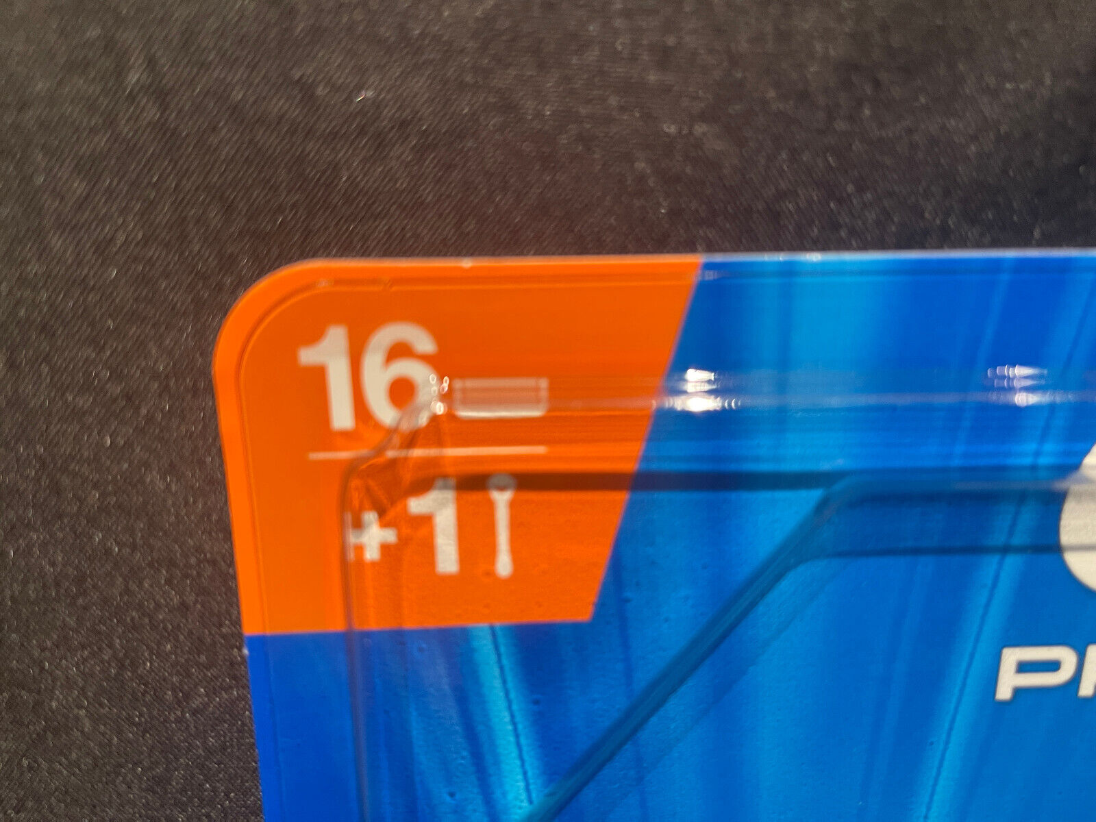 SET DAO CẠO 5 LƯỠI GILLETTE PROGLIDE PLUS GỒM 16 LƯỠI THAY THẾ VÀ 1 CÁN DAO